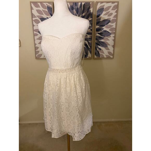 Lilly Pulitzer Dresses & Skirts - LILLY PULITZER Brett Strapless Lace Dress White Size L Wedding Bridal Pockets